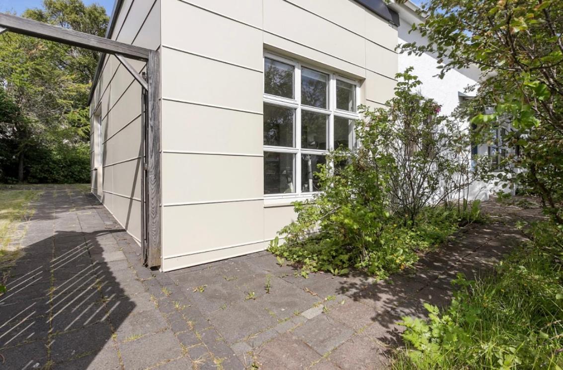 Appartement 104- Free Parking Onsite -private Entrance *