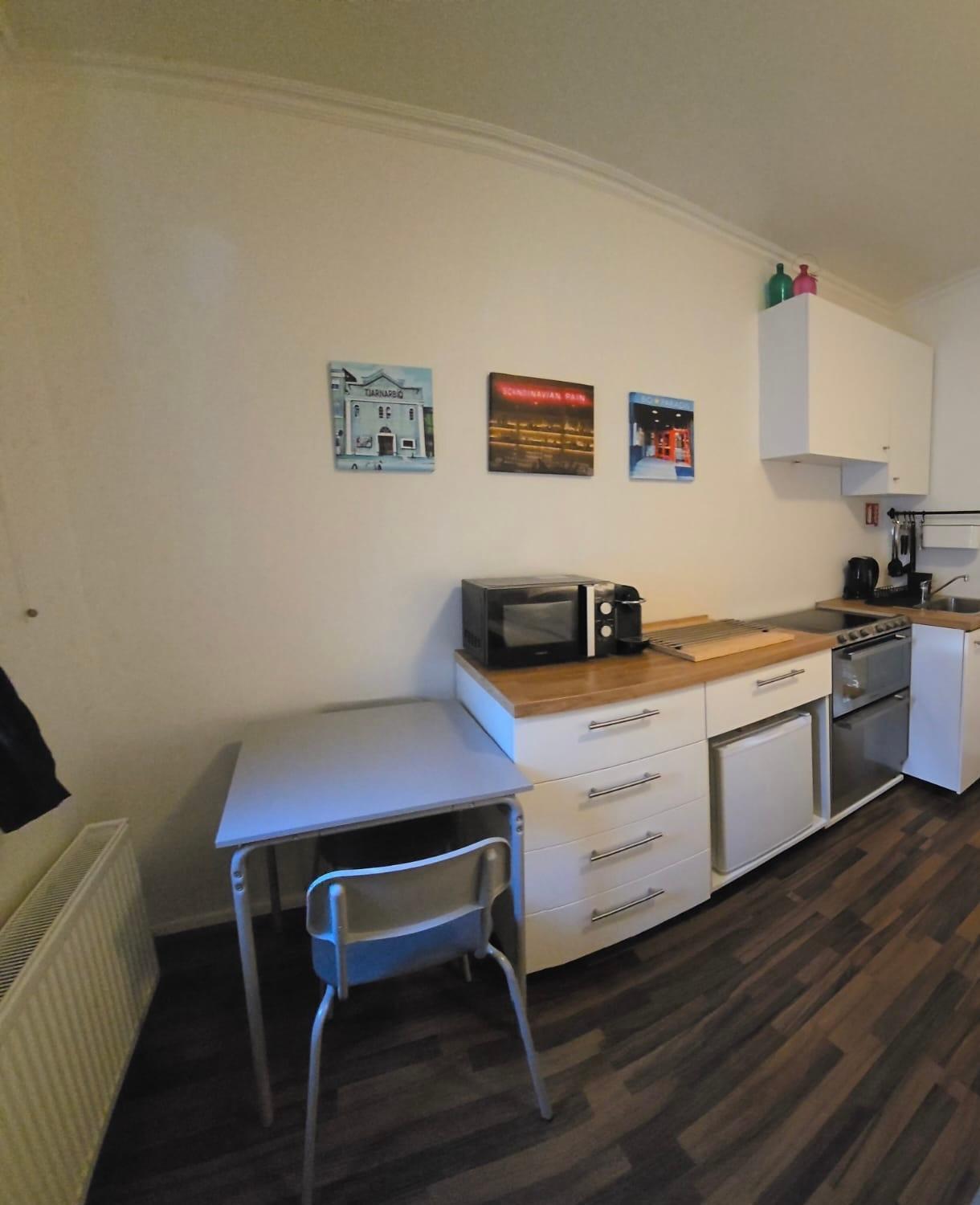 104- Free Parking Onsite -private Entrance Appartement